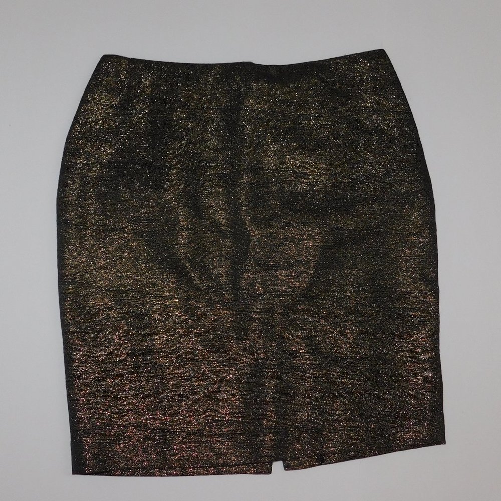 Elegant Black Gold Skirt Size 2 Shimmering